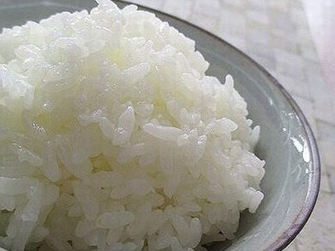 もちもちツヤツヤ 炭酸水で炊いたごはん レシピ 作り方 By はなまる子 楽天レシピ もちもちツヤツヤ 炭酸水で炊いたごはん レシピ 作り方 By はなまる子 楽天レシピ